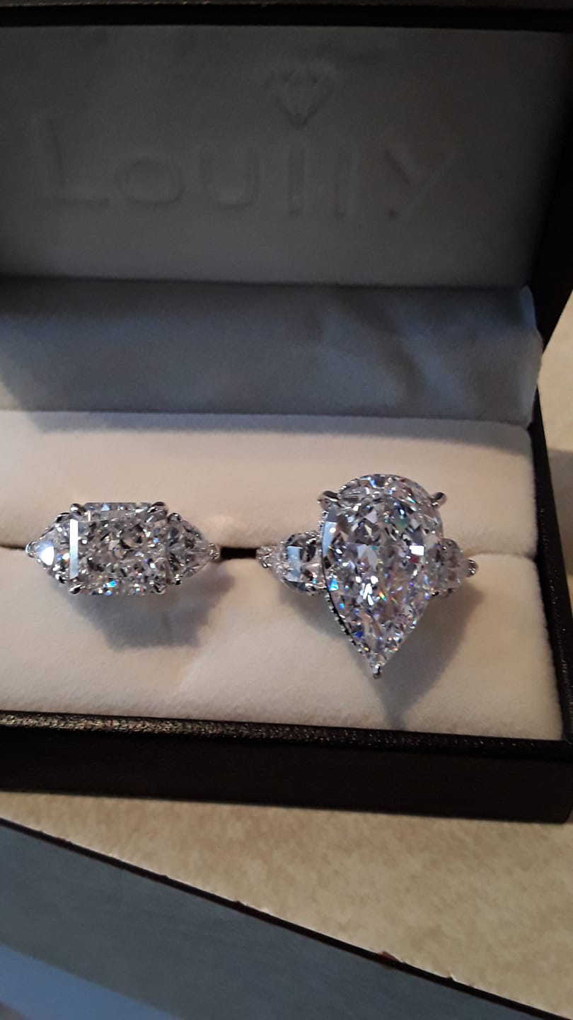 Customer photo review of Louily Stunning 8.0Ct Pear Cut Three Stone Engagement Ring
