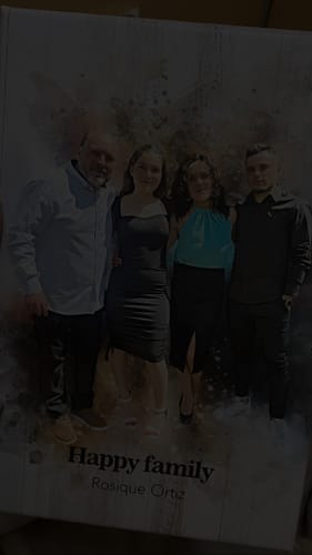 Customer photo review of Tu foto de familia en estilo acuarela | Regalo personalizable para dia del madre y padre