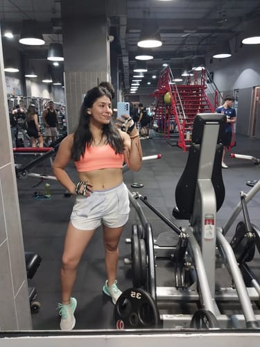 Customer photo review of Guantes Pesas GRAB Mujer