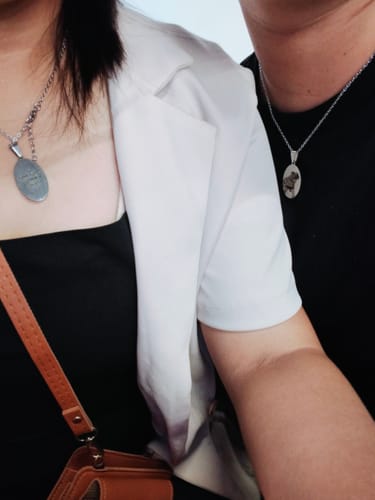 Customer photo review of Printave™ Personalized Oval Necklace