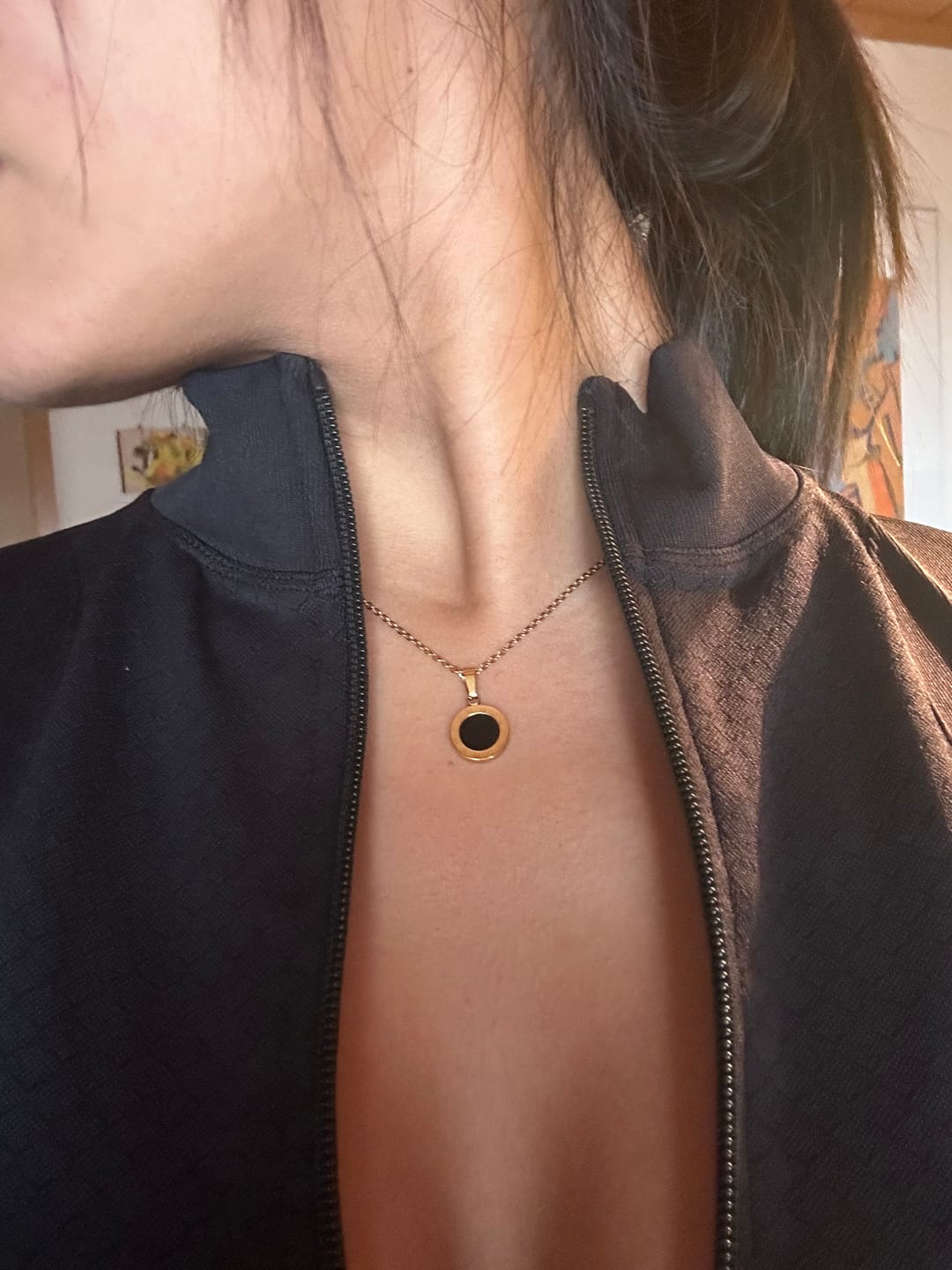 Customer photo review of Collar Medalla