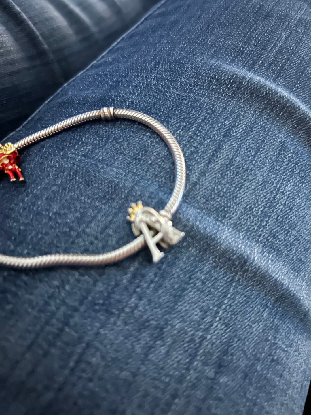 Customer photo review of Charm Letras del Alfabeto Elegantes