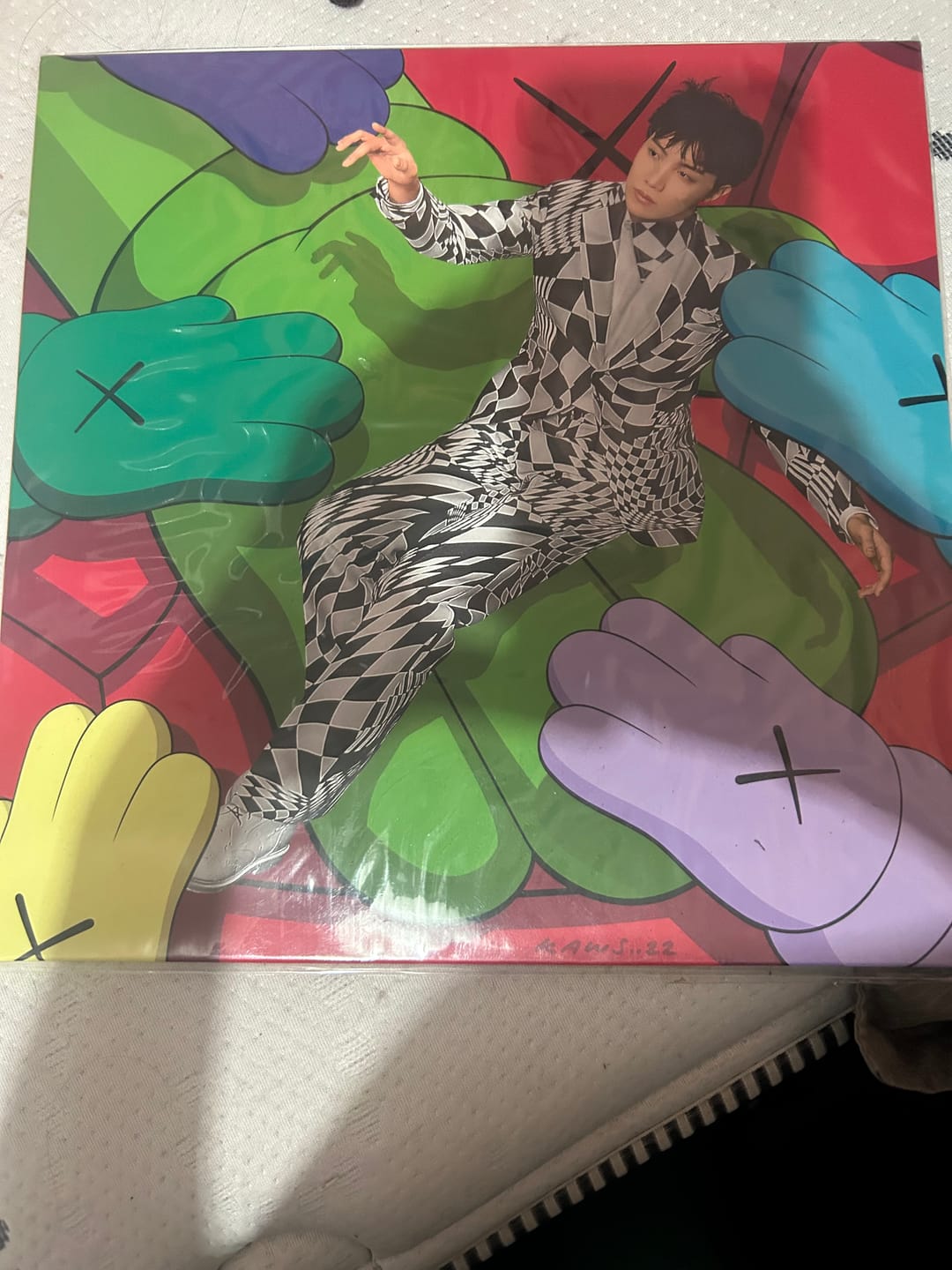 Customer photo review of J-HOPE - 1ST SINGLE ALBUM JACK IN THE BOX VINYL (LIMITED EDITION)