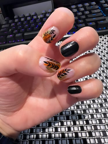Customer photo review of Reputation (Eras Tour) | Jellies Semi Cured Gel Nail Wraps