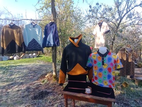 Elise D. review of Recouvreuse Juki MCS-1800 image 1 out of 1