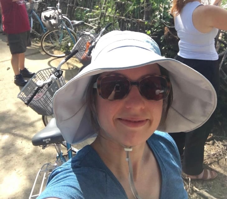 Customer photo review of UV Cut / Cool Touch - Reversible Hat with Ponytail Hole UPF50+