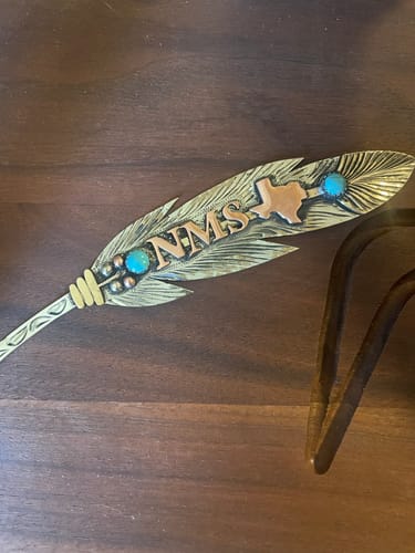 Customer photo review of Hat Feathers