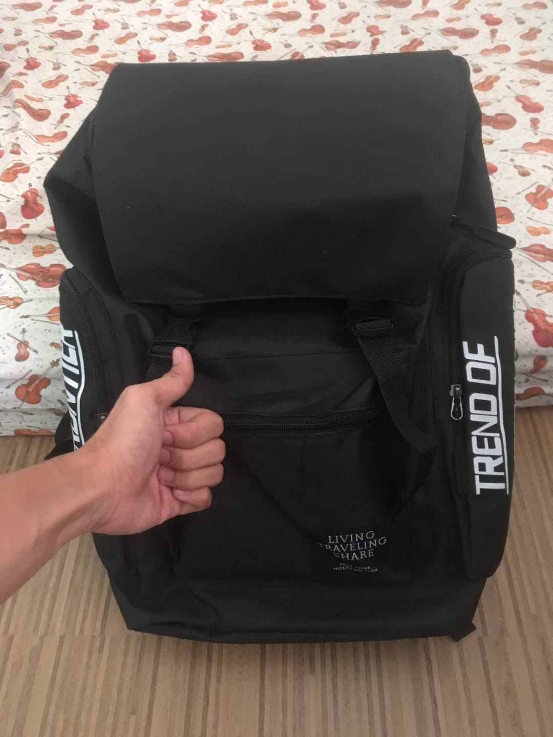 Customer photo review of TRAVEL LARGE BACKPACK with LAPTOP COMPARTMENT