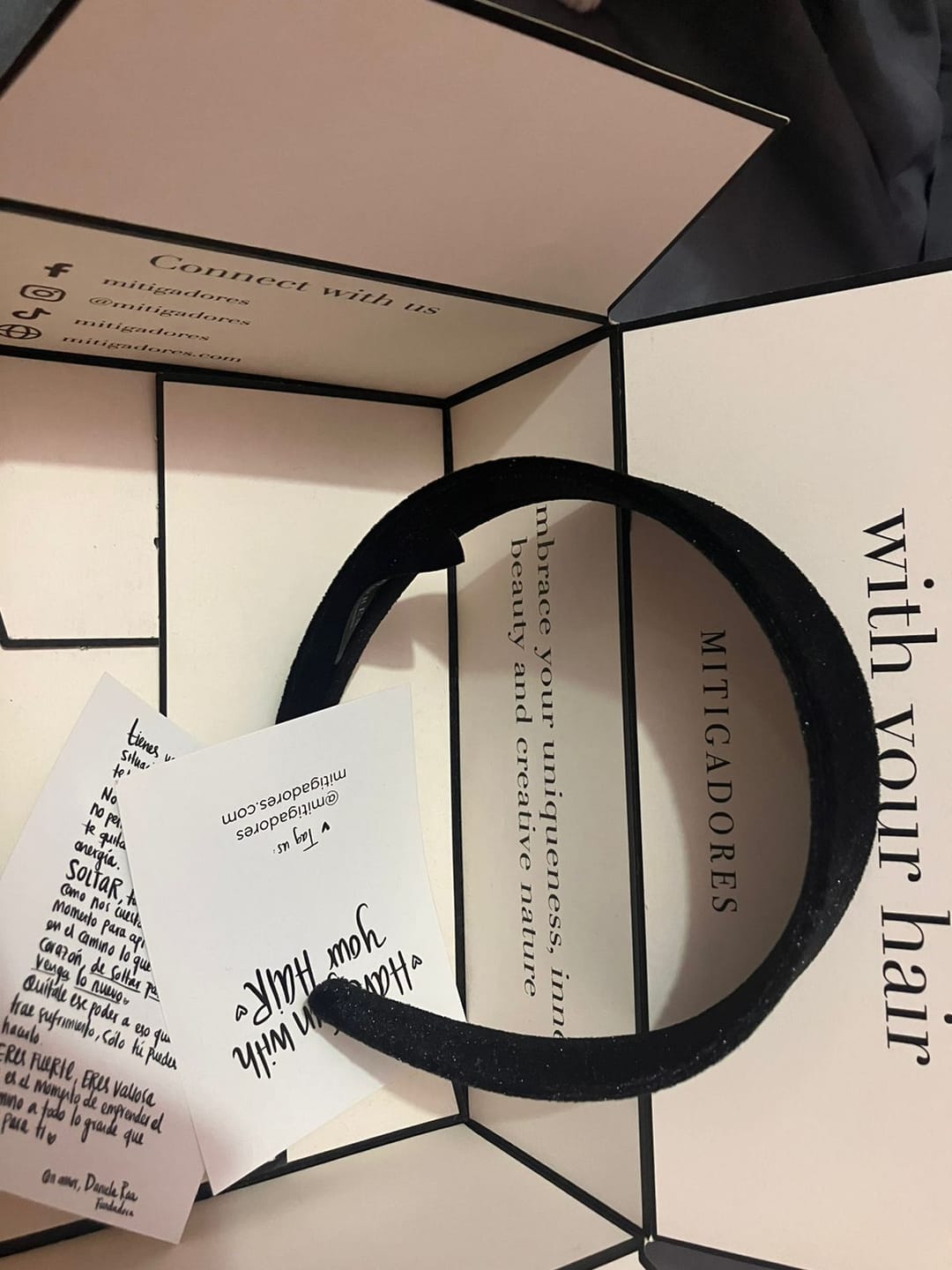 Customer photo review of Balaca - Little Jenny negro velvet