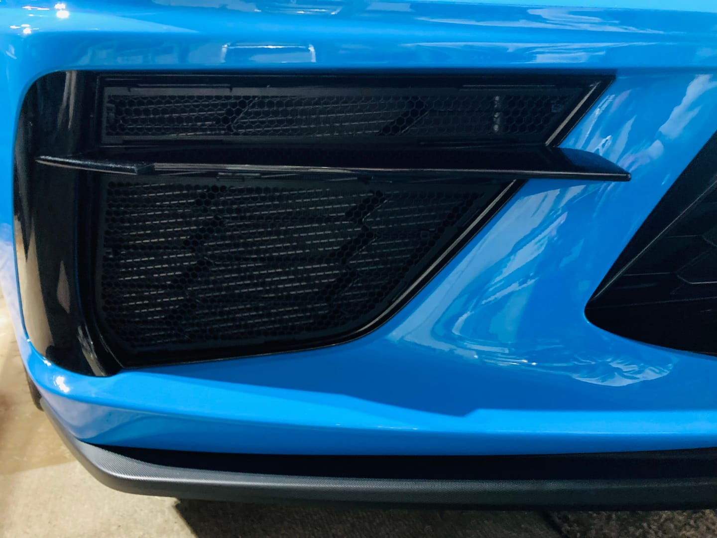 Customer photo review of Chevrolet Corvette C8 XL Extended Front & Rear Splash Guard