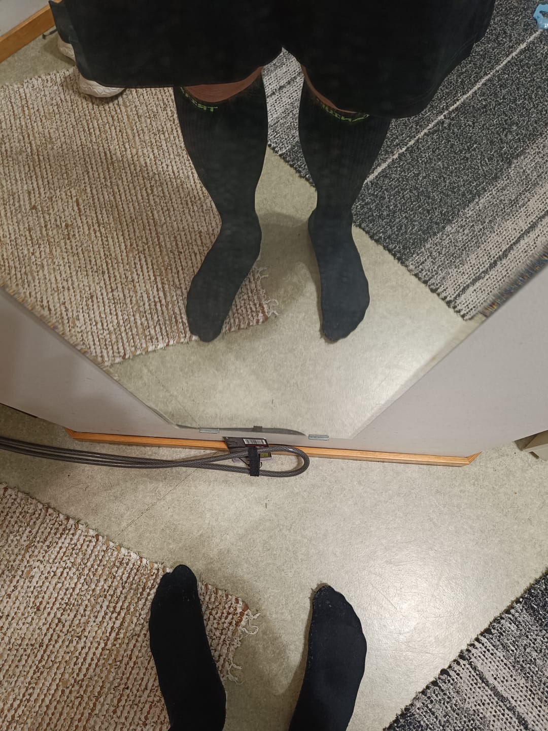 Customer photo review of eXtend High – Kompressiosukat – Musta / Lime