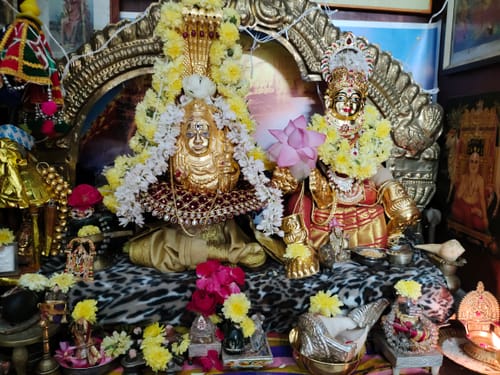 Customer photo review of GS Gold Ruby Green Lakshmi Face