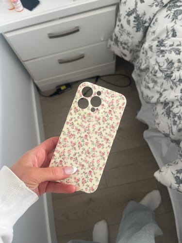 Customer photo review of Floral iPhone Case