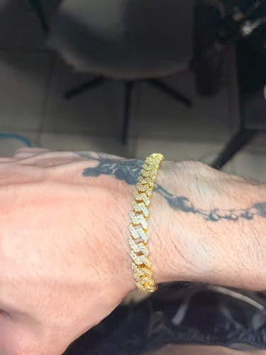 Customer photo review of S925 Moissanite Cuban Bracelet 14K Gold (ALL SIZES)