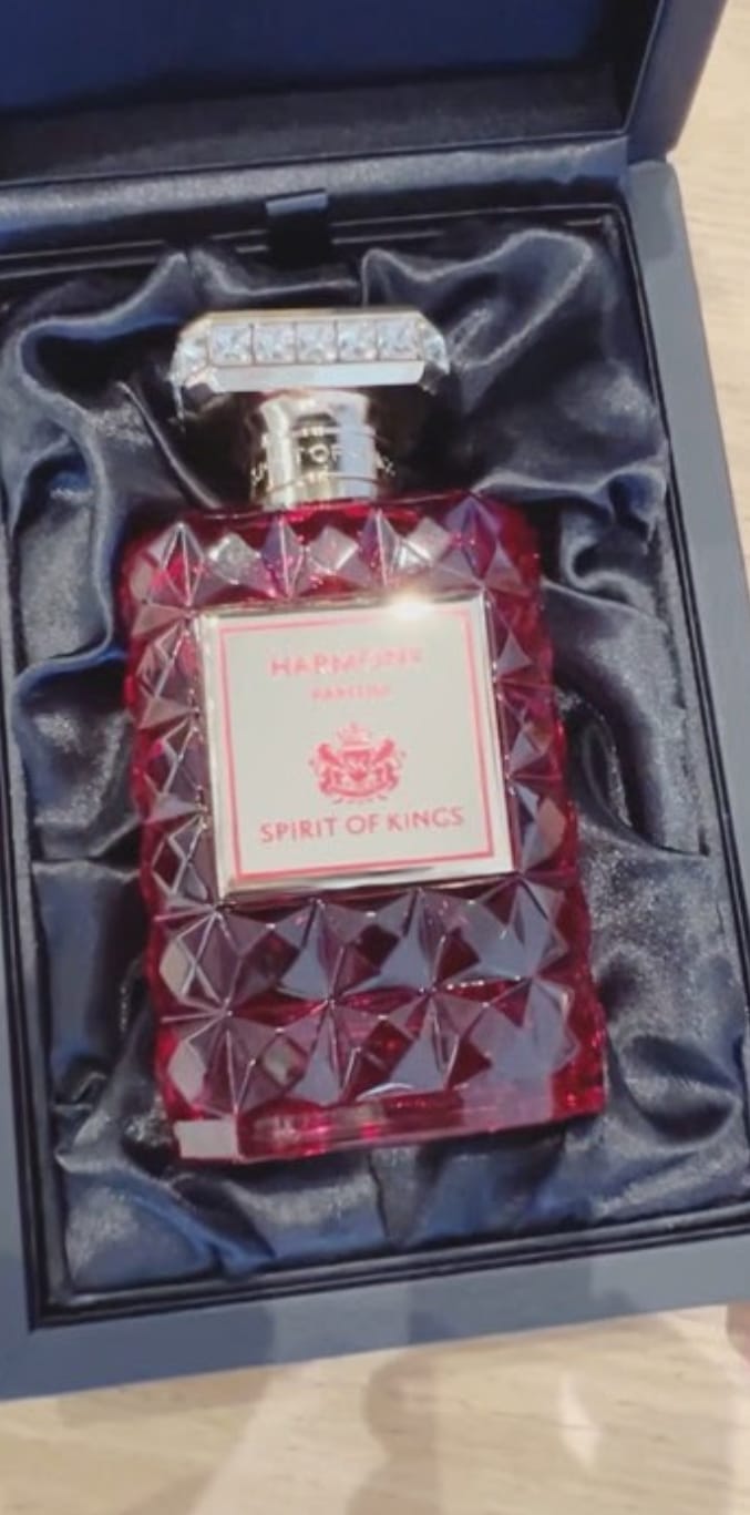 Customer photo review of THE SPIRIT OF KINGS -  MERCY