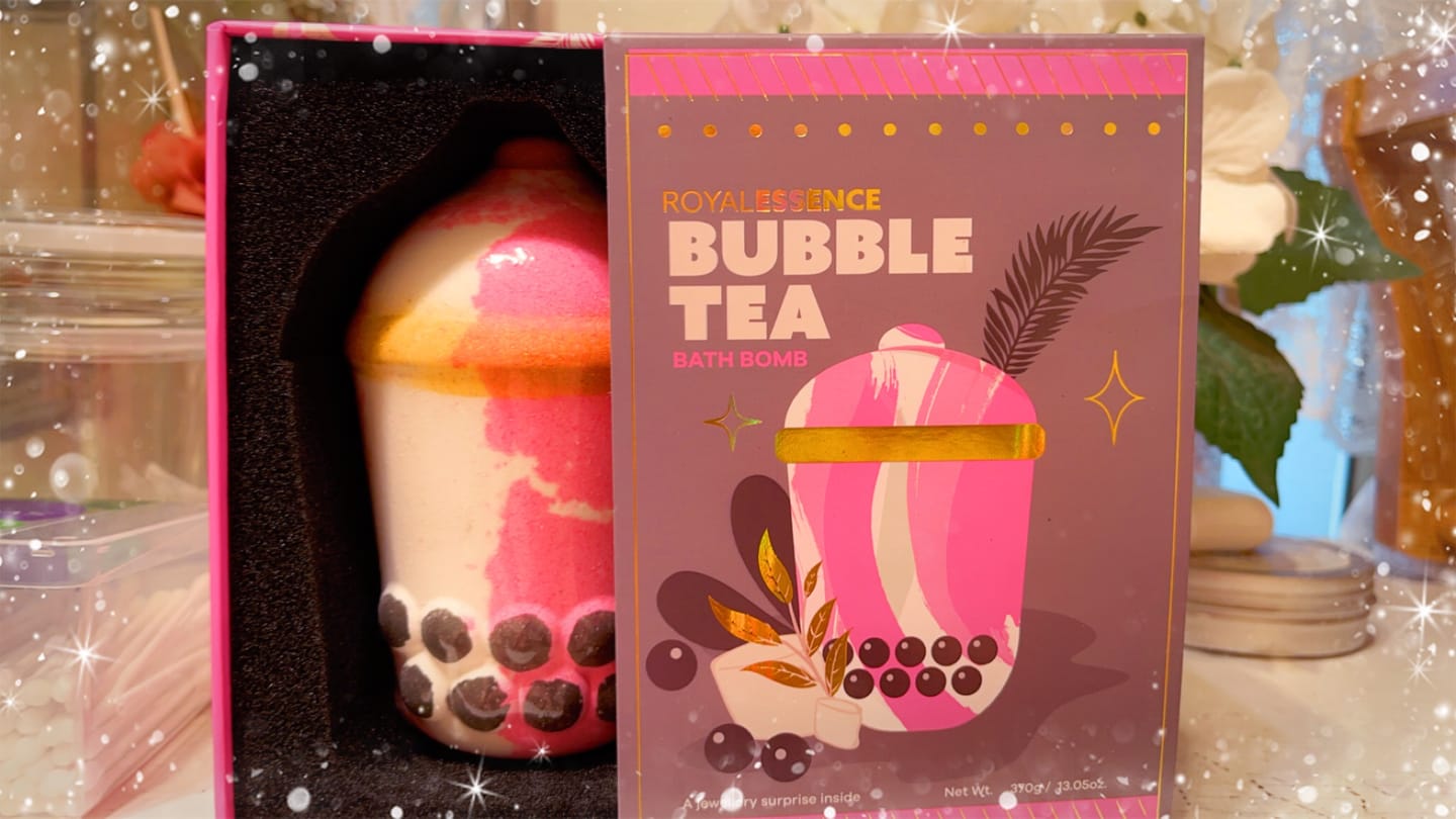 Customer photo review of Bubble Tea (Bath Bomb)