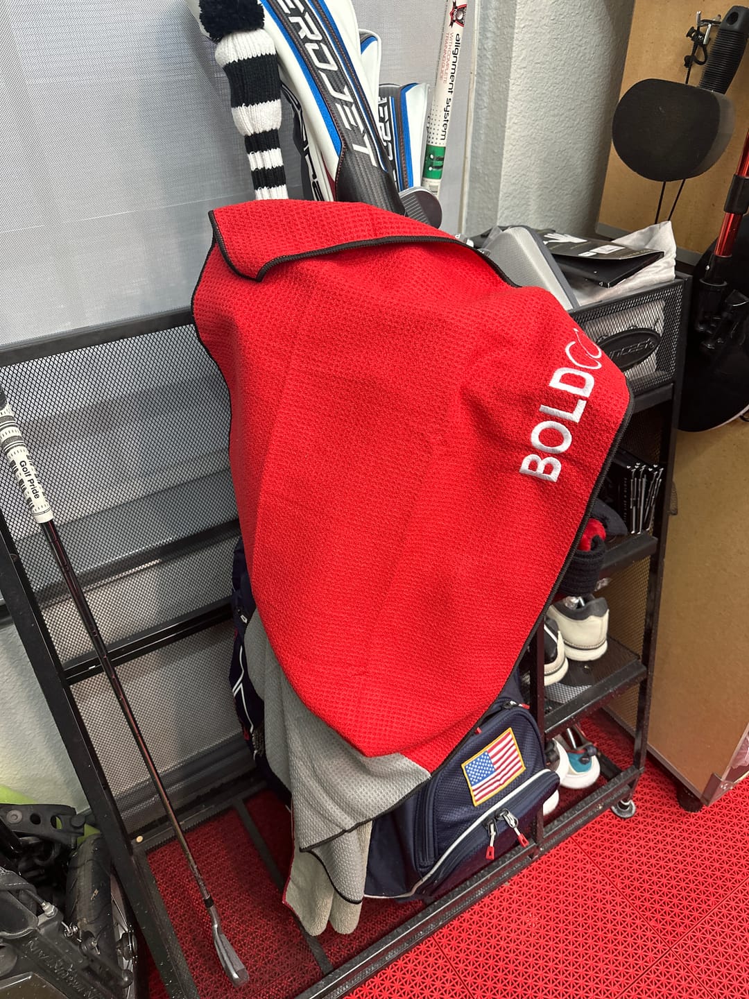 Customer photo review of The Classic - Two-Tone Magnetic Golf Towel Set