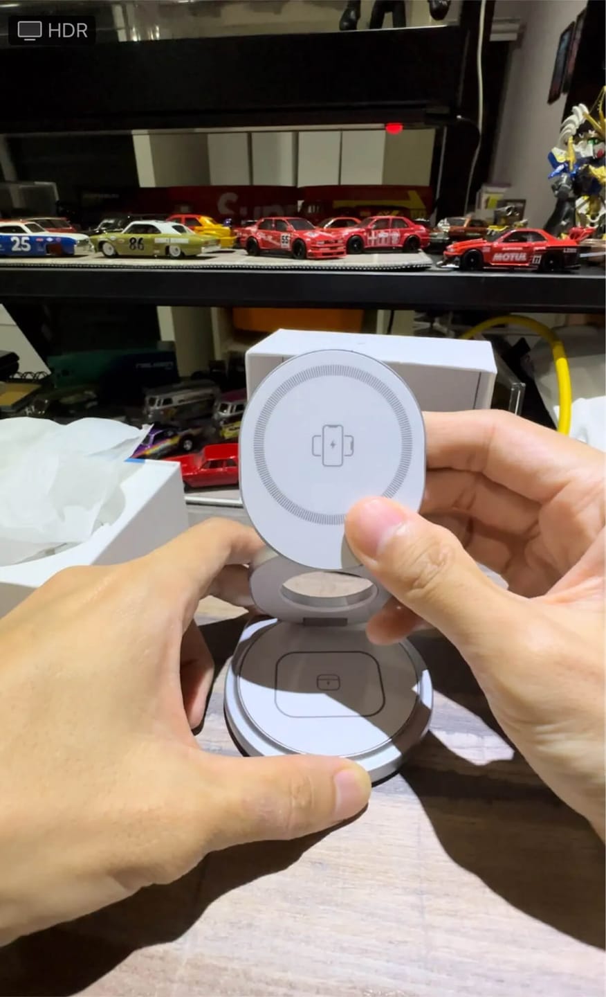 Customer photo review of MagFold Twist Qi2
