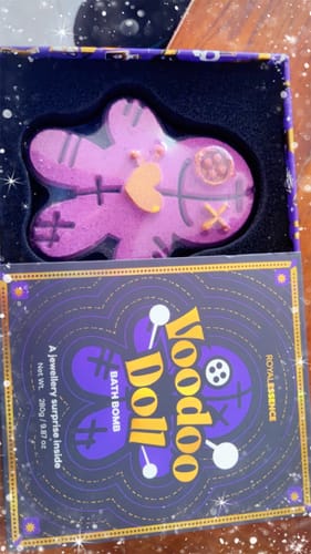 Customer photo review of Voodoo Doll (Bath Bomb)