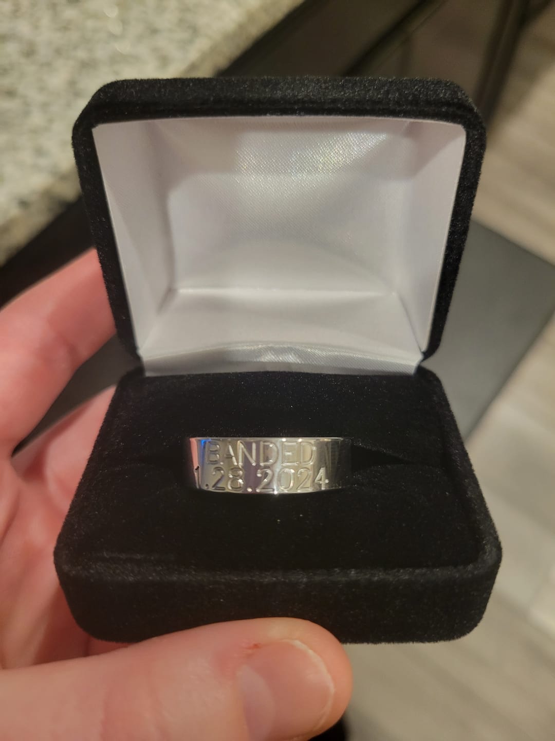 Customer photo review of Duck Band Ring in Titanium 8mm - Customizable with Date