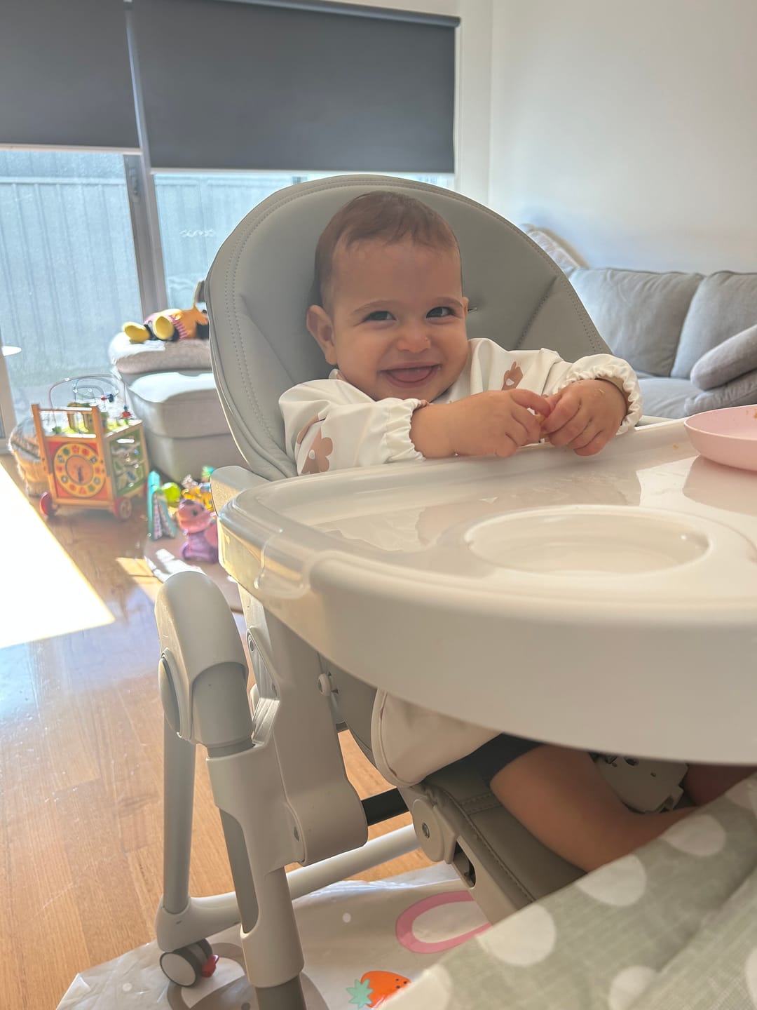 Customer photo review of Mess-Free Smock Bib | Clay Daisy