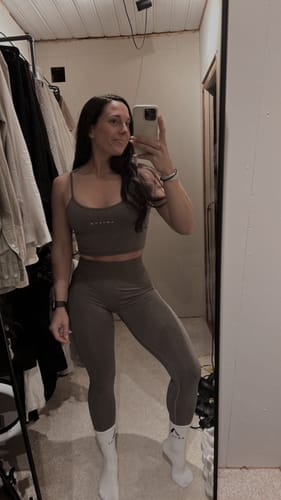 Customer photo review of Essence Seamless Bra