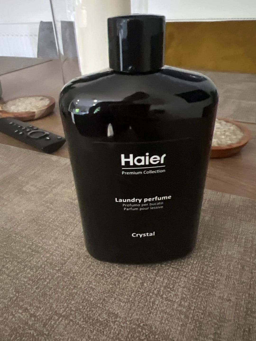 Customer photo review of Haier Fragrance Laundry perfume for Washing Machine, Concentrated Essence for Linen and Clothes, Long Lasting Active Formula Up to 5 Weeks, 100ml/400ml