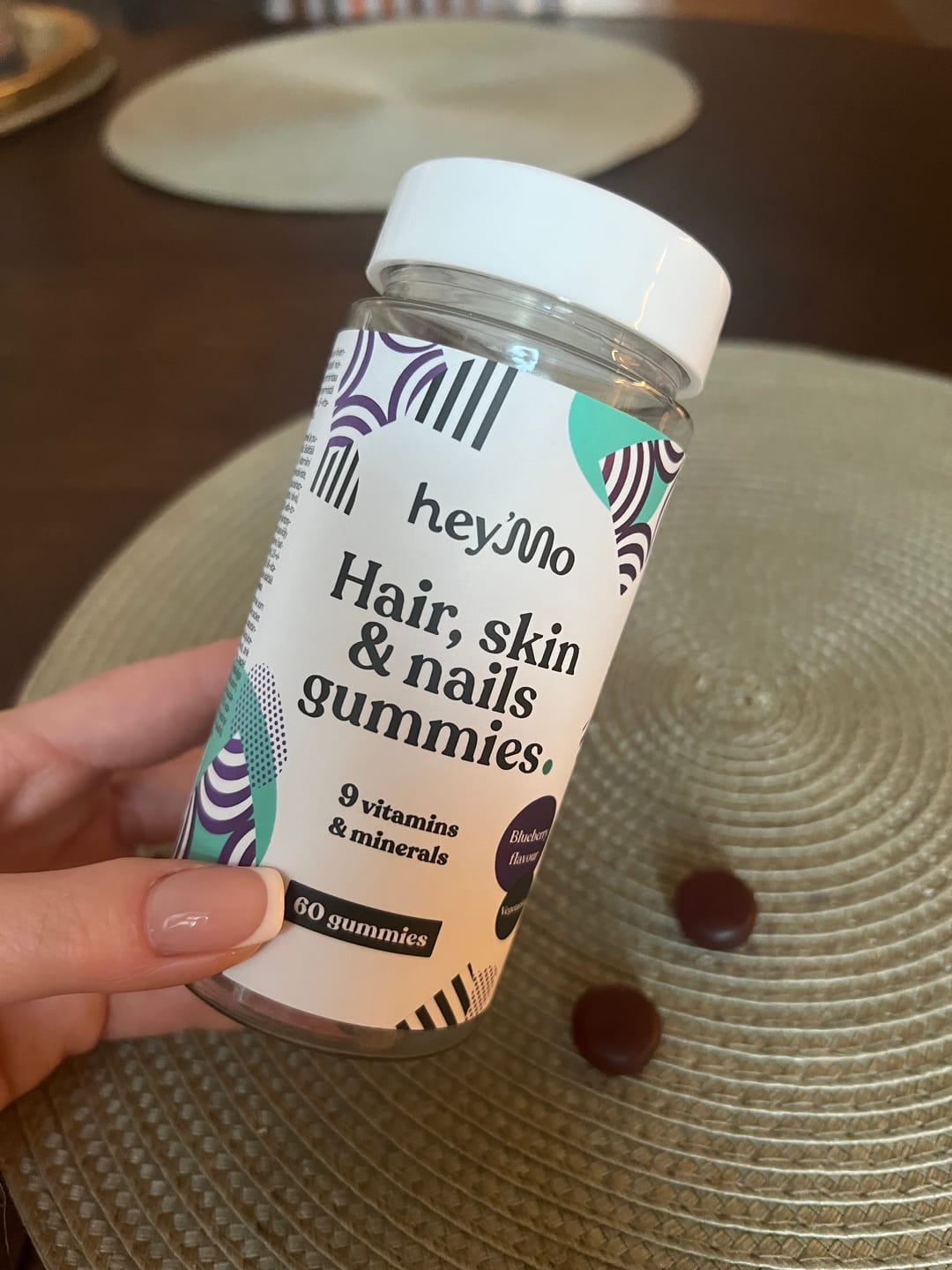 Customer photo review of Hair, skin & nails gummies (60 košļājamās tabletes) (derīguma termiņš: 30.01.2024)
