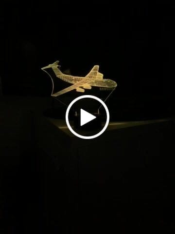 Customer video review of C-141 Starlifter - 3D Optical Illusion Lamp