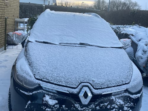 Customer photo review of Magnetisk overdækningsbetræk til bilforrude