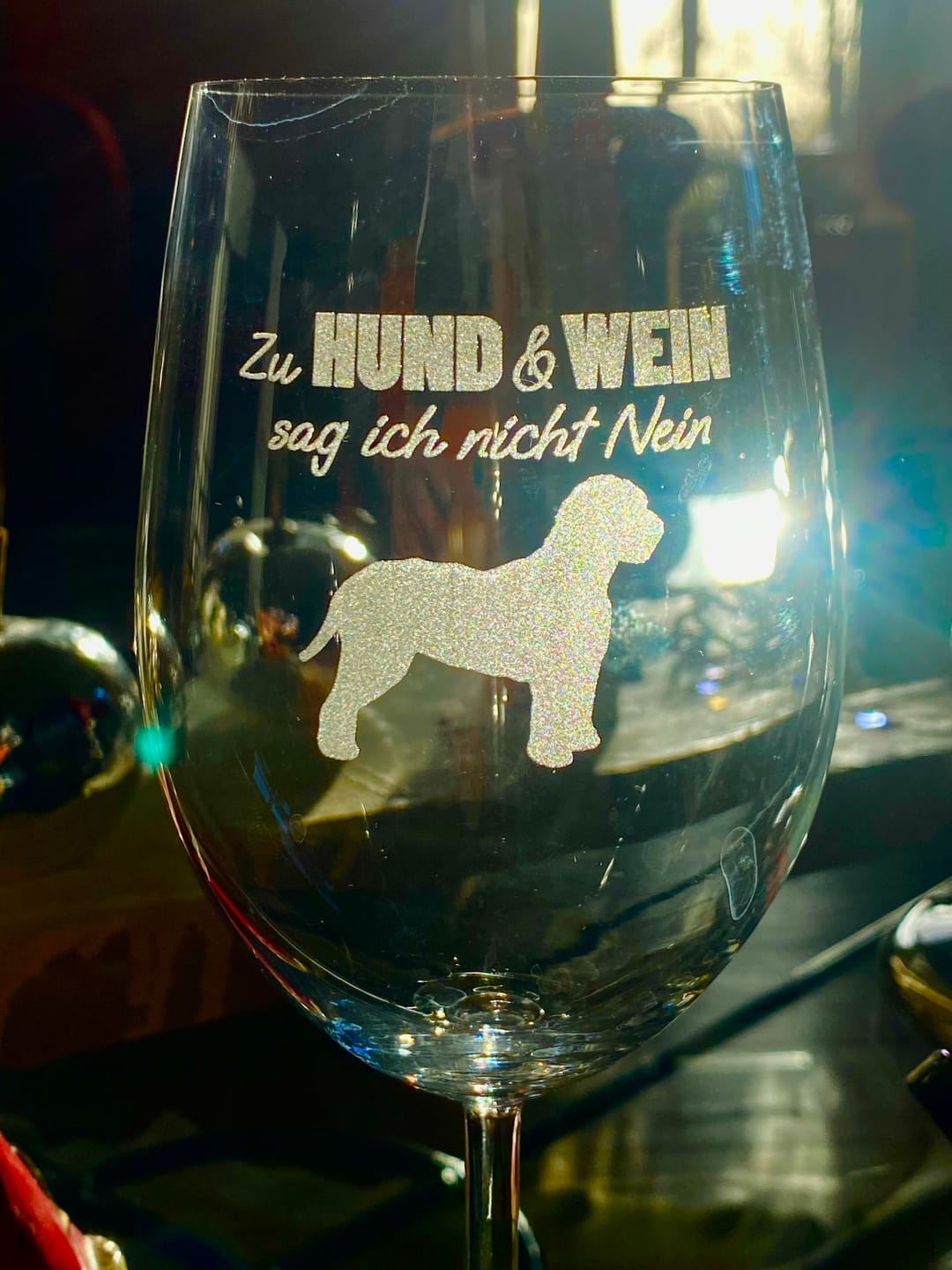 Customer photo review of Zu Hund und Wein sag ich nicht nein - Individuelles Weinglas