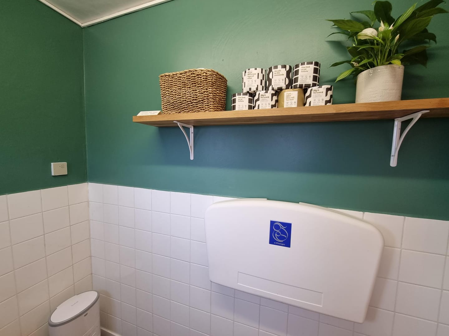 Customer photo review of 8 Inch Ironbridge Cast Iron Shelf Bracket