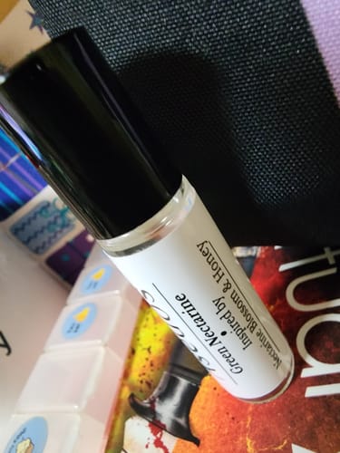 Customer photo review of GREEN NECTARINE PERFUME OIL