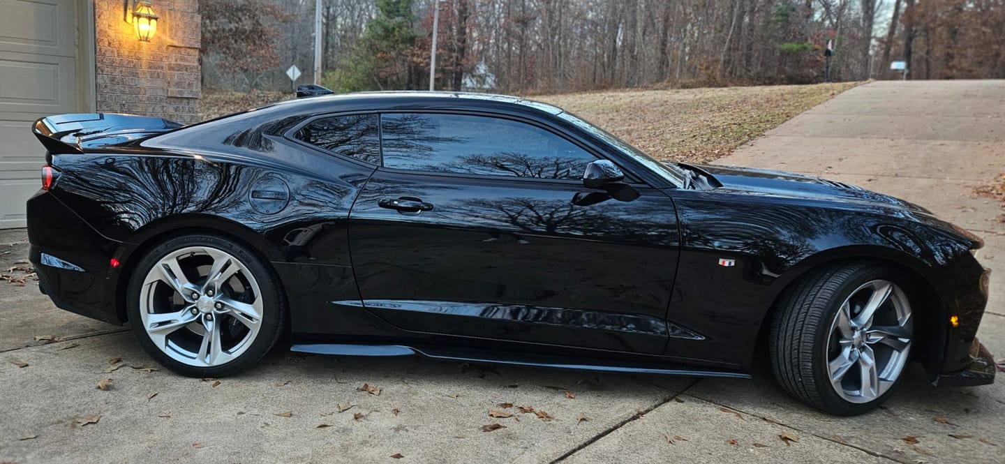 Customer photo review of 6th Gen Camaro Track Package Rear Trunk Spoiler Wing