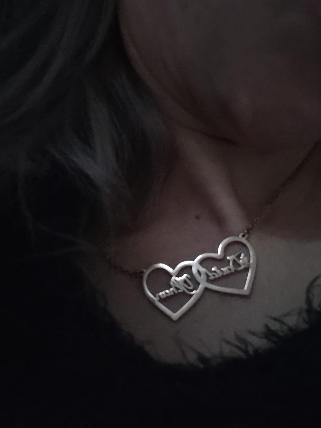 Customer photo review of Collier Double Coeur Personnalisé
