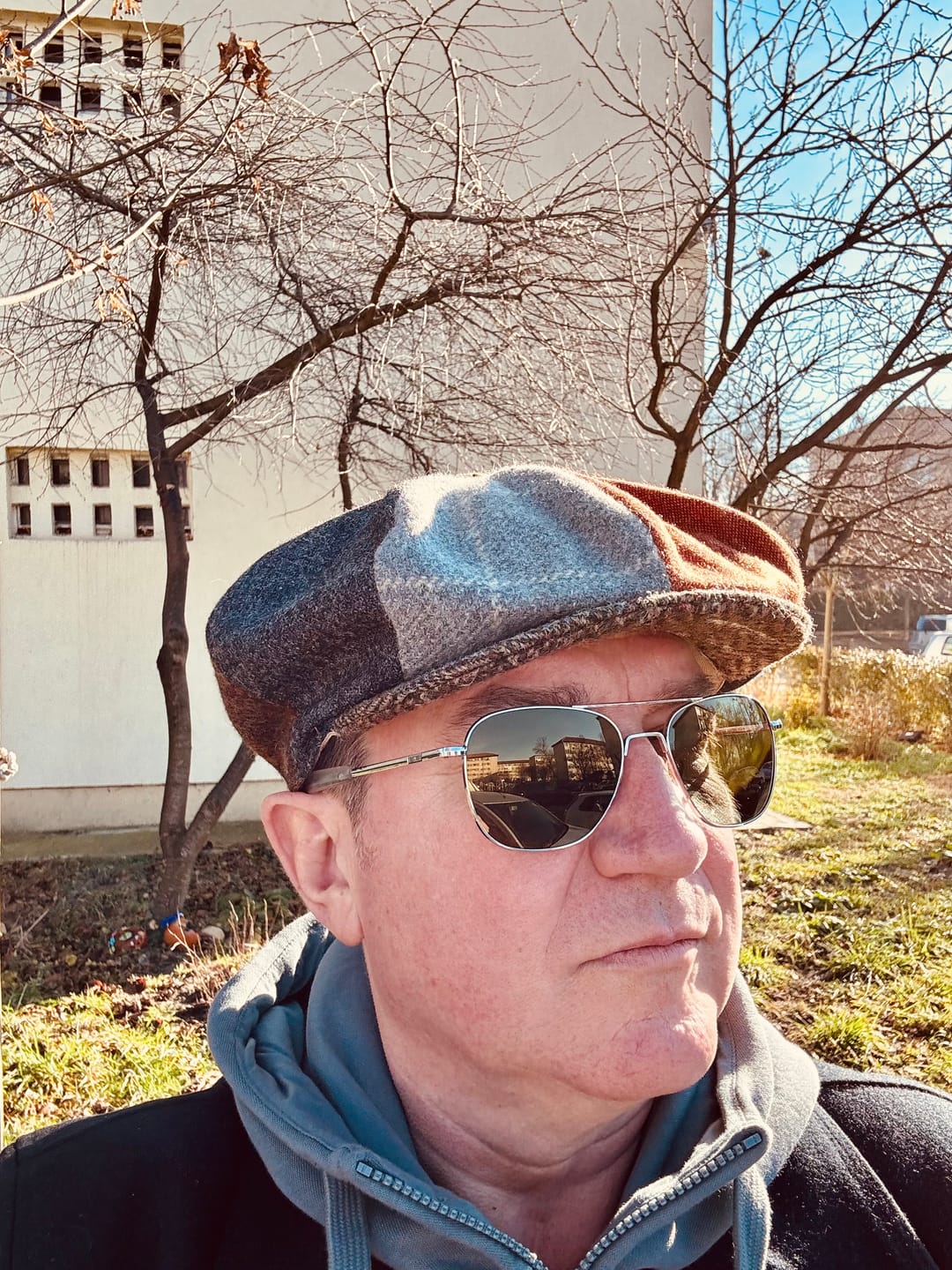 Customer photo review of Eight Piece Cap Patchwork Tweed