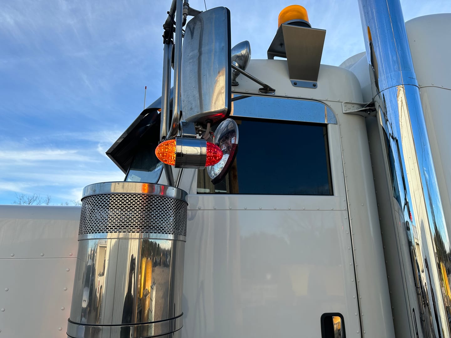 Customer photo review of CLASSIC WATERMELON SURFACE MOUNT LED LIGHT TURN/MARKER LIGHTS