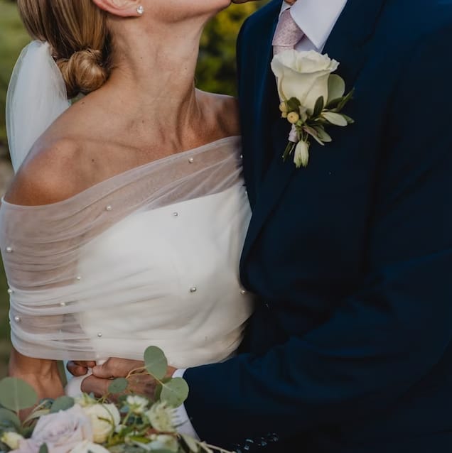 Customer photo review of Off-the-shoulder pearl bridal shawl
