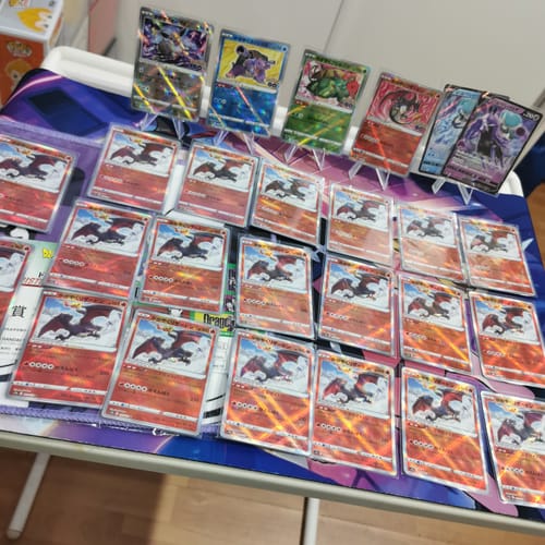 Customer photo review of Lot investisseur Carte Pokémon S12a 015/172 Dracaufeu Radieux x20