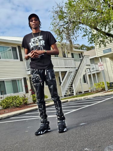 Customer photo review of Kick In The Door Unisex Tops - Air Jordan 1 Satin Bred