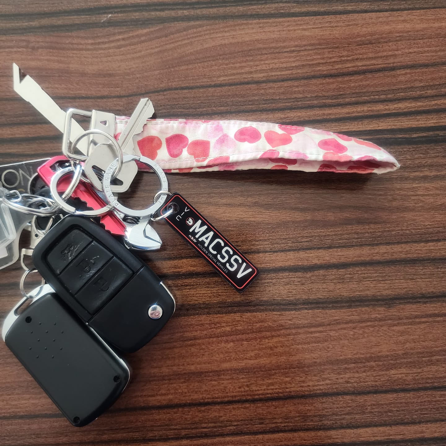 Customer photo review of VIC HSV Licence Plate Custom Keychain
