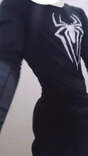 Customer photo review of Spider Compression Long Sleeve v1