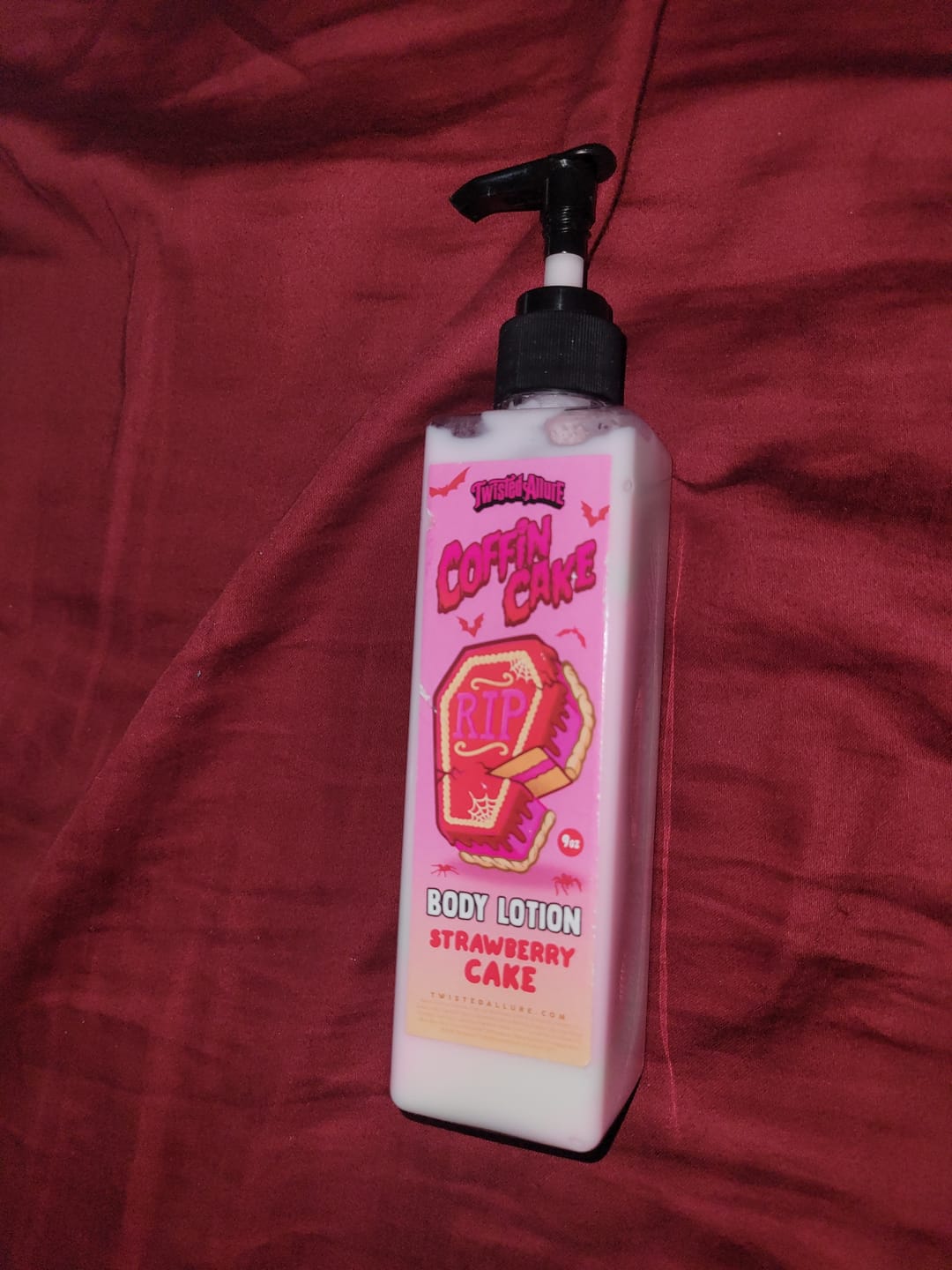 Customer photo review of Coffin Cake Body Lotion (Strawberry Cake)