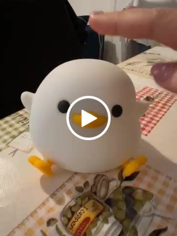 Customer video review of UNEEDE LED Cute Bean Duck Night Light,Mini Benson Duck Night Light,dodo duck night lamp