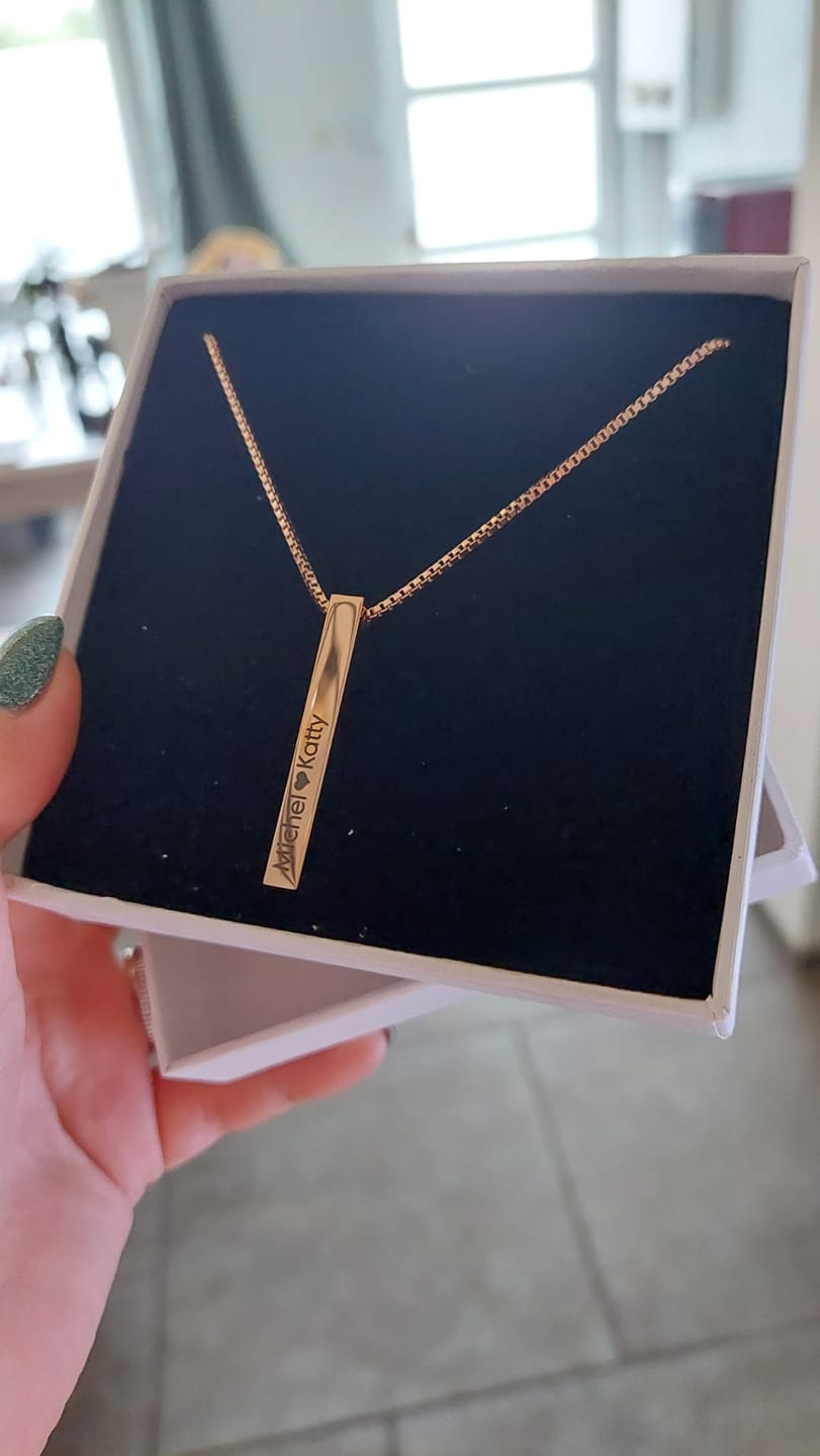 Customer photo review of Collier Personnalisé Barre 3D