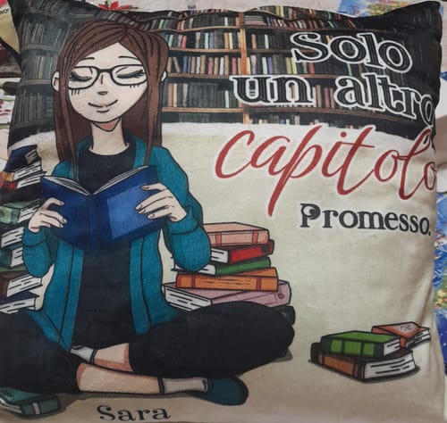 Customer photo review of Amante dei Libri - Cuscino per amici