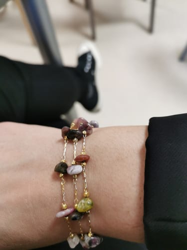 Customer photo review of Bracelet En Or Avec Pierres Naturelles En Couches Pour L'Illumination Infinie