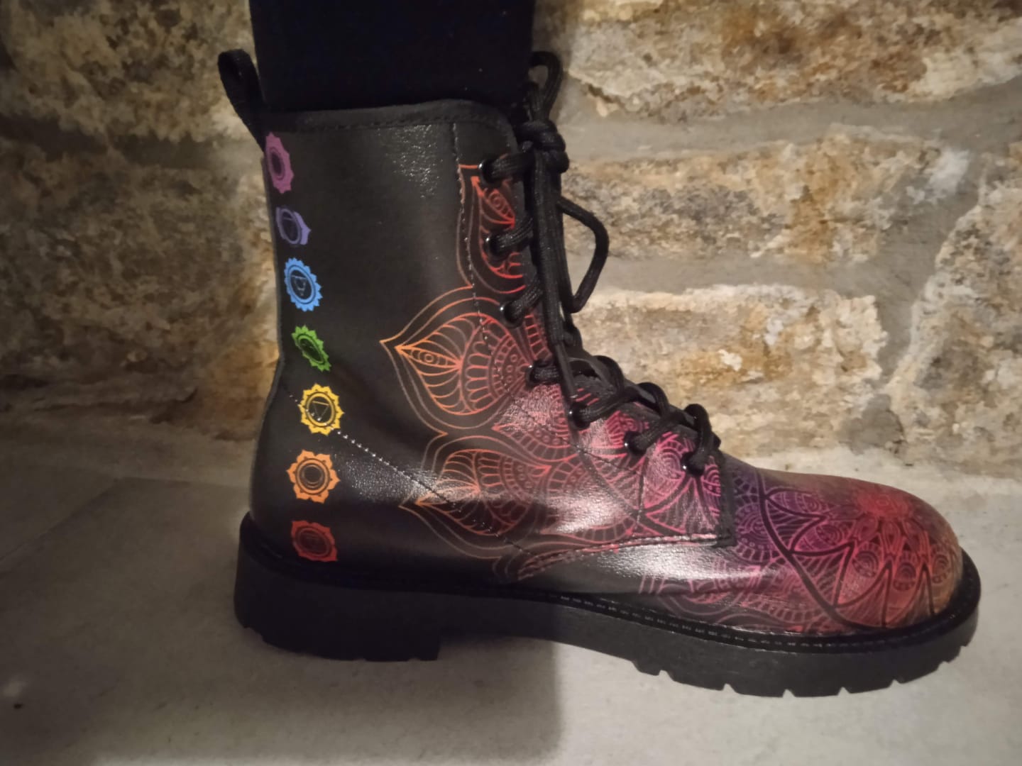 Customer photo review of Boots Chakra