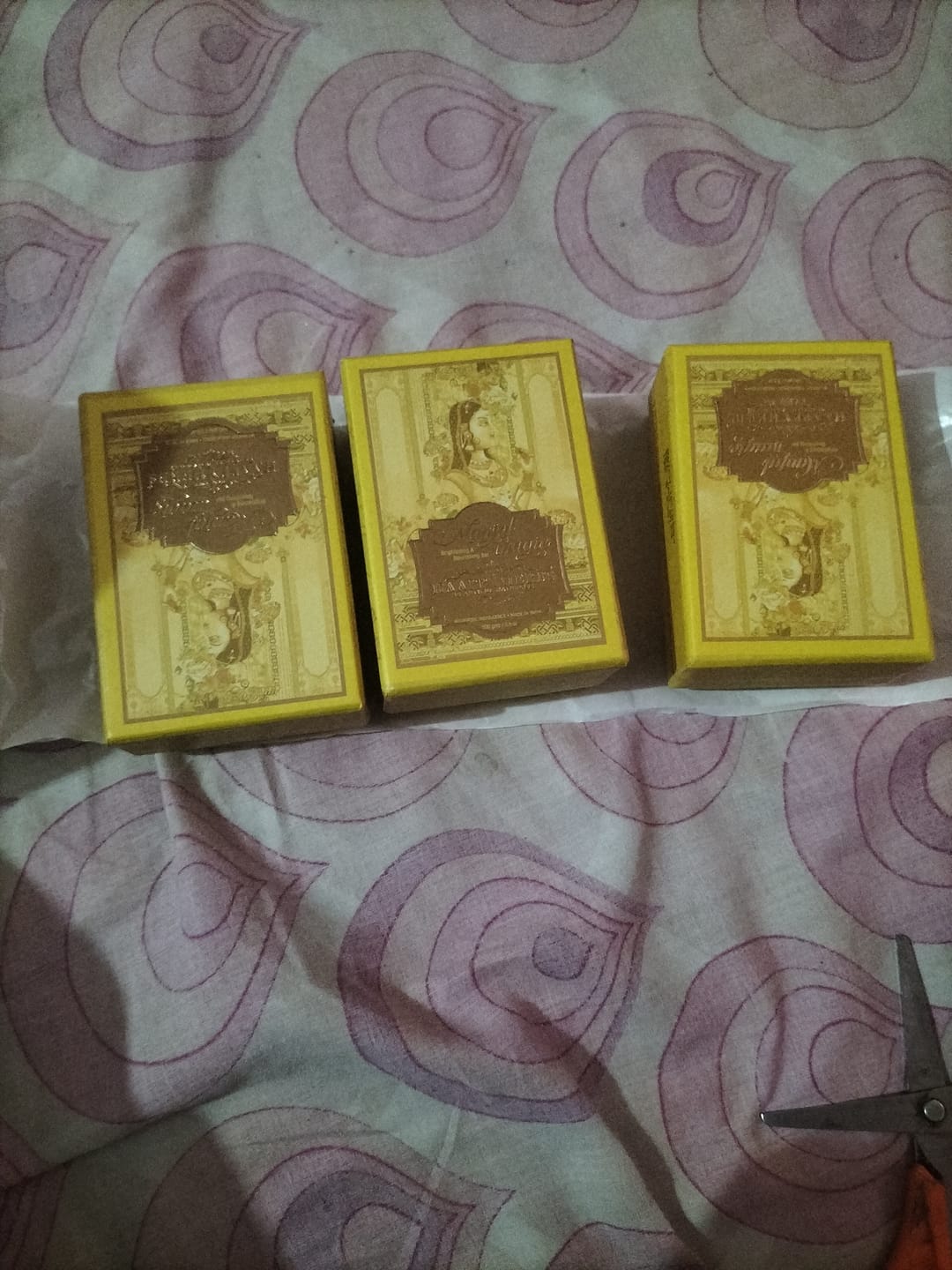 Customer photo review of Manjal Magic Luxury Soap Bar