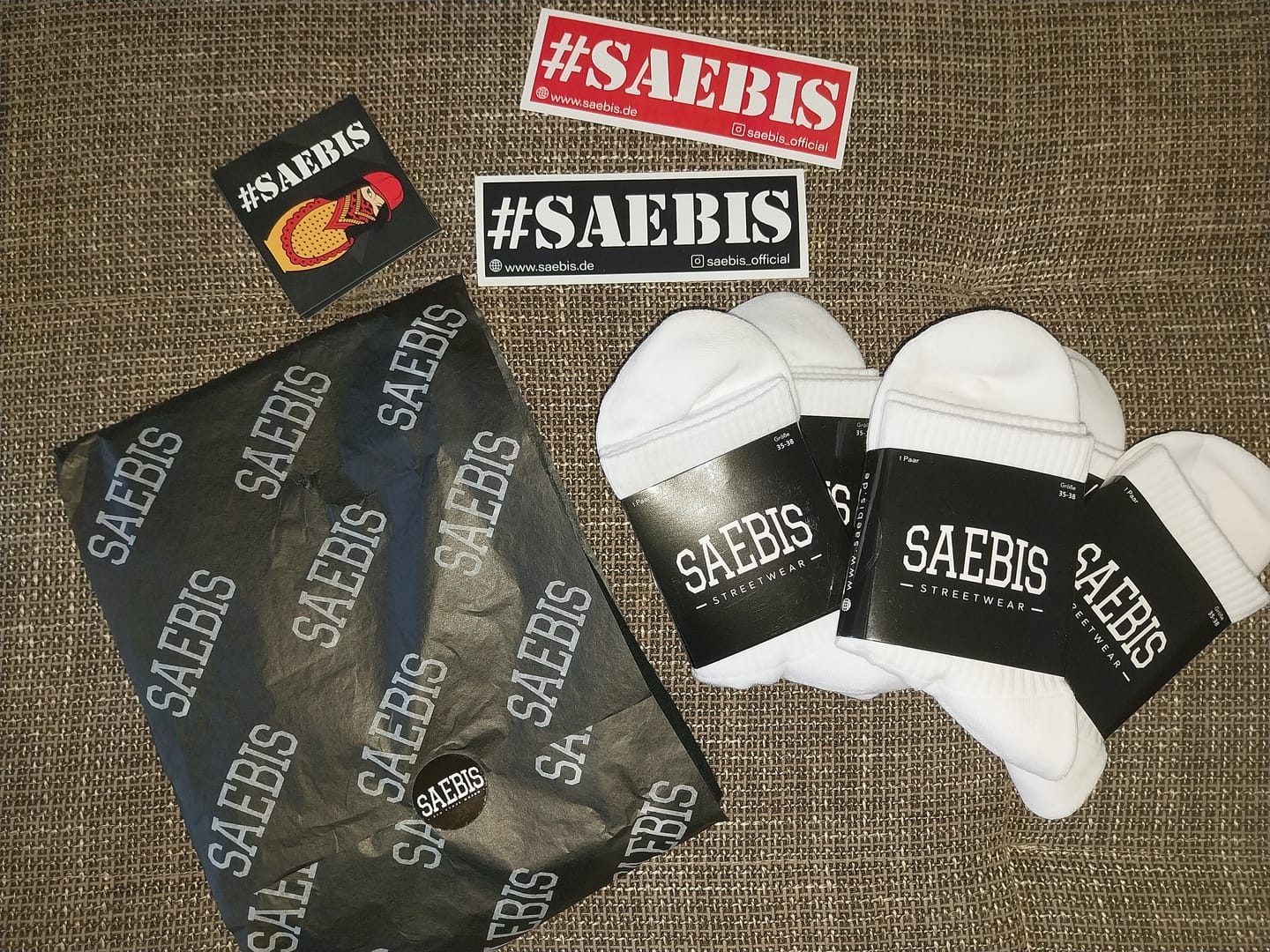 Customer photo review of SAEBIS® 5er SET weiße Sport Socken für Herren & Damen